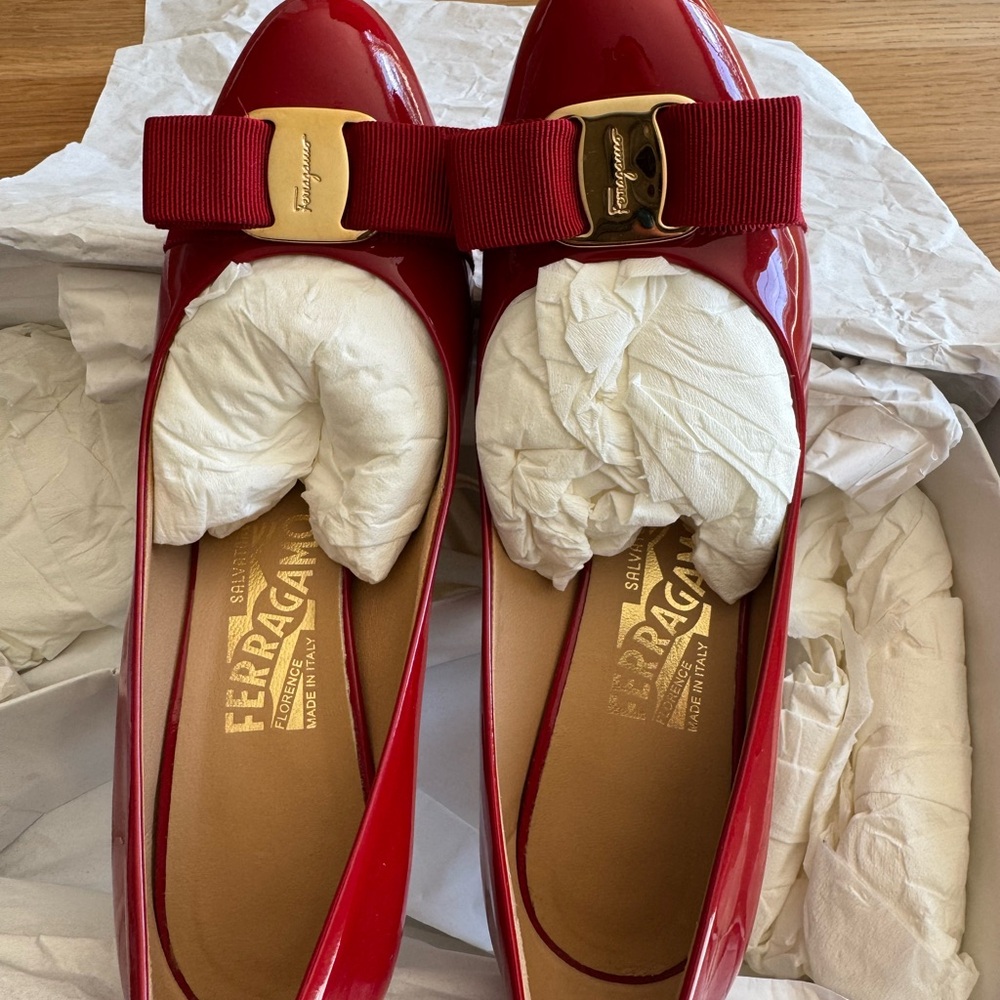 Salvatore Ferragamo Glossy Red Flats with Bow